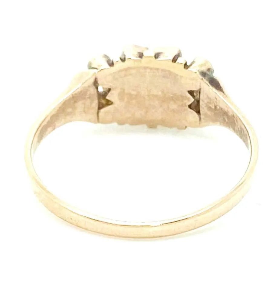 Anillo victoriano antiguo de oro de 9 quilates con granate y perla, view 7