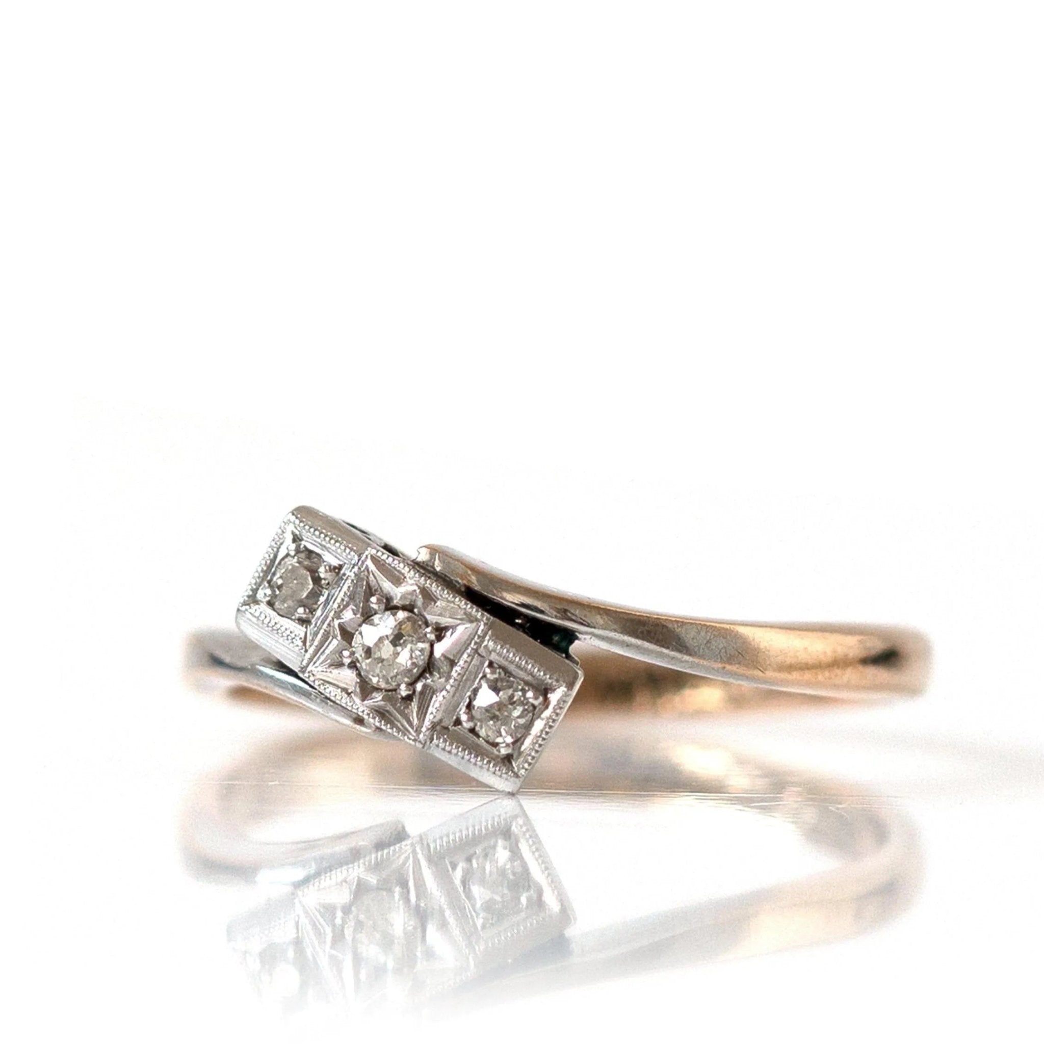 Art Deco Three-Stone Diamond 9K Gold and Platinum Ring