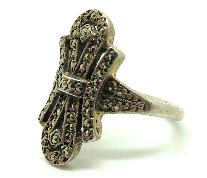 Vintage Art Deco Marcasite Sterling Silver Ring (Size: P)