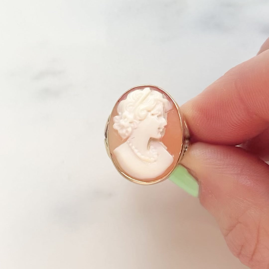 Anillo victoriano antiguo Lady Cameo de oro de 9 quilates, video