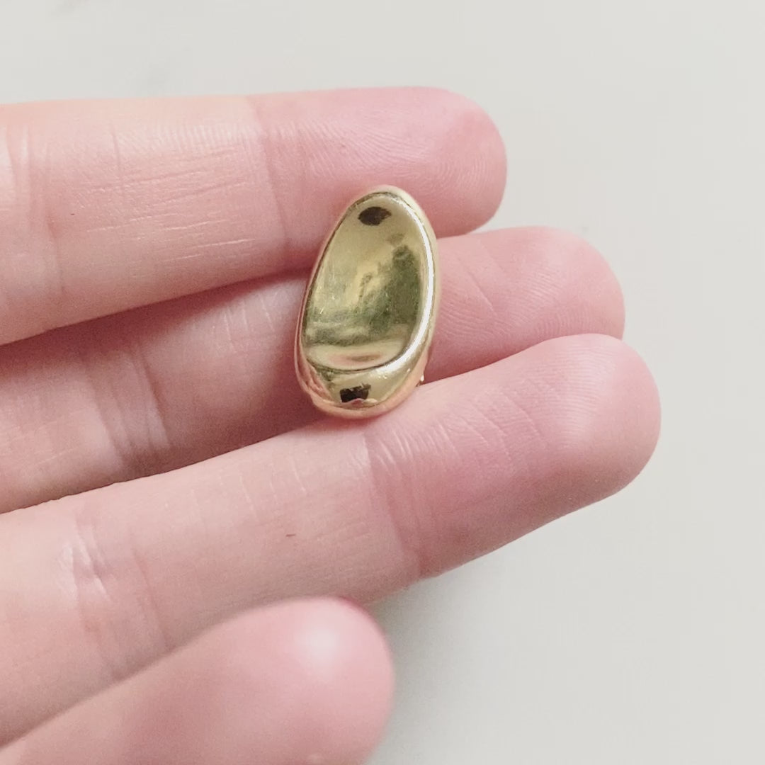 Vintage 2000 Veronese Italian Bean Clip On Earrings, video