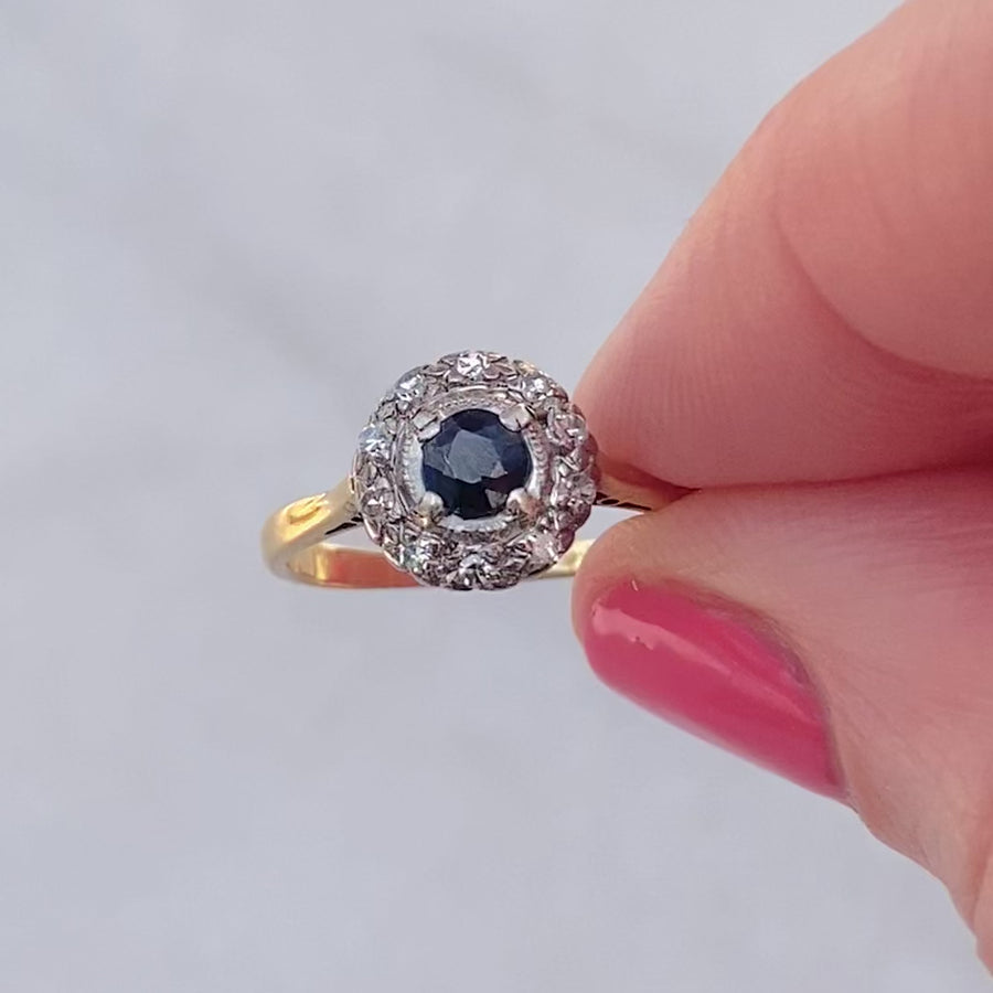 Vintage 1930s 18ct Gold Diamond Sapphire Ring