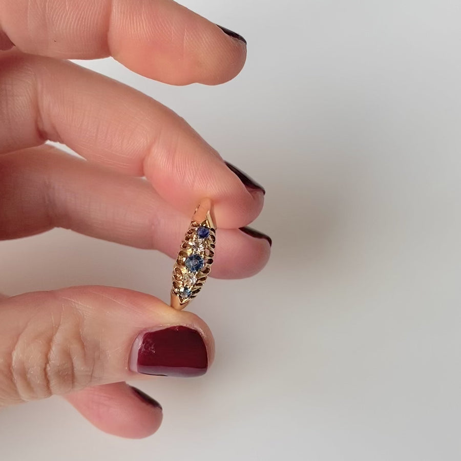 Antiguo anillo de diamantes de zafiro de oro de 18 quilates de 1913