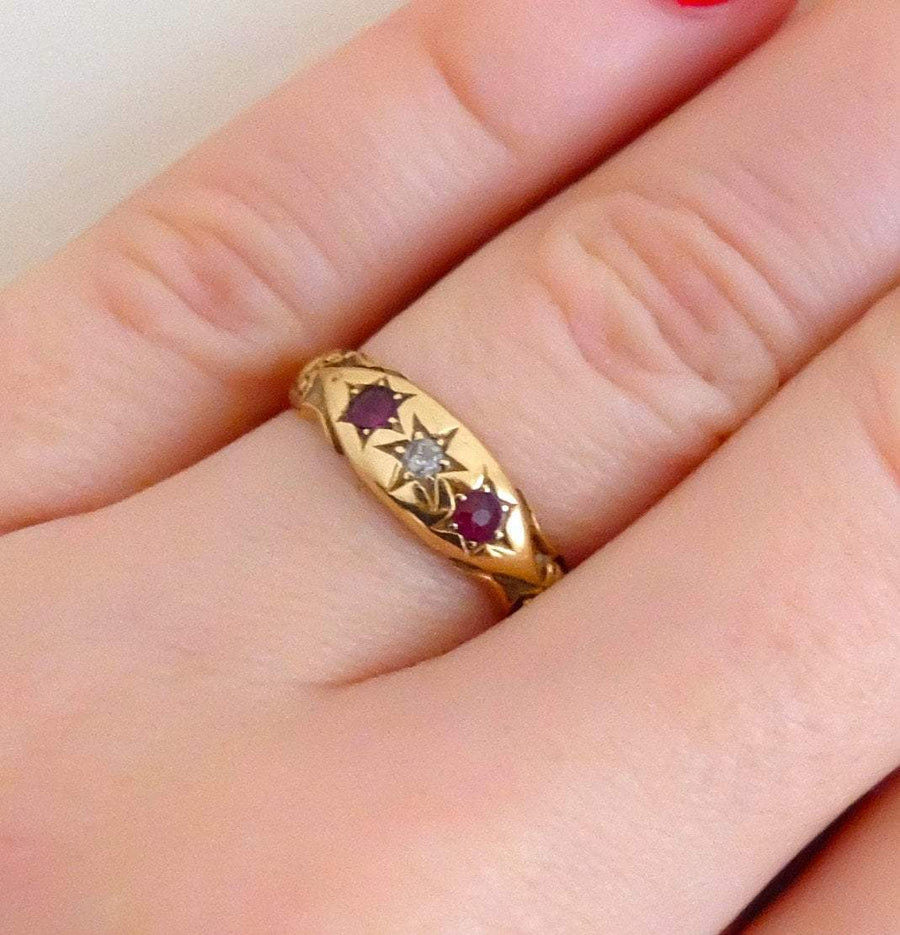 Antique Edwardian Diamond & Ruby 18ct Gold Ring