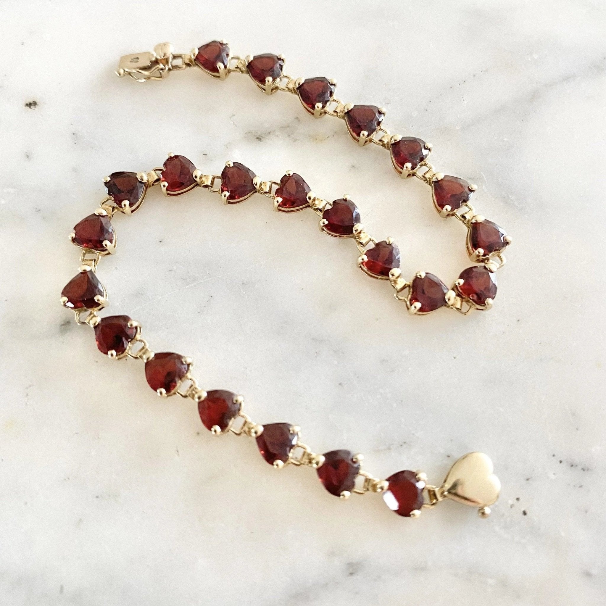 Garnet 9ct Gold Gemstone Heart Bracelet, view 7