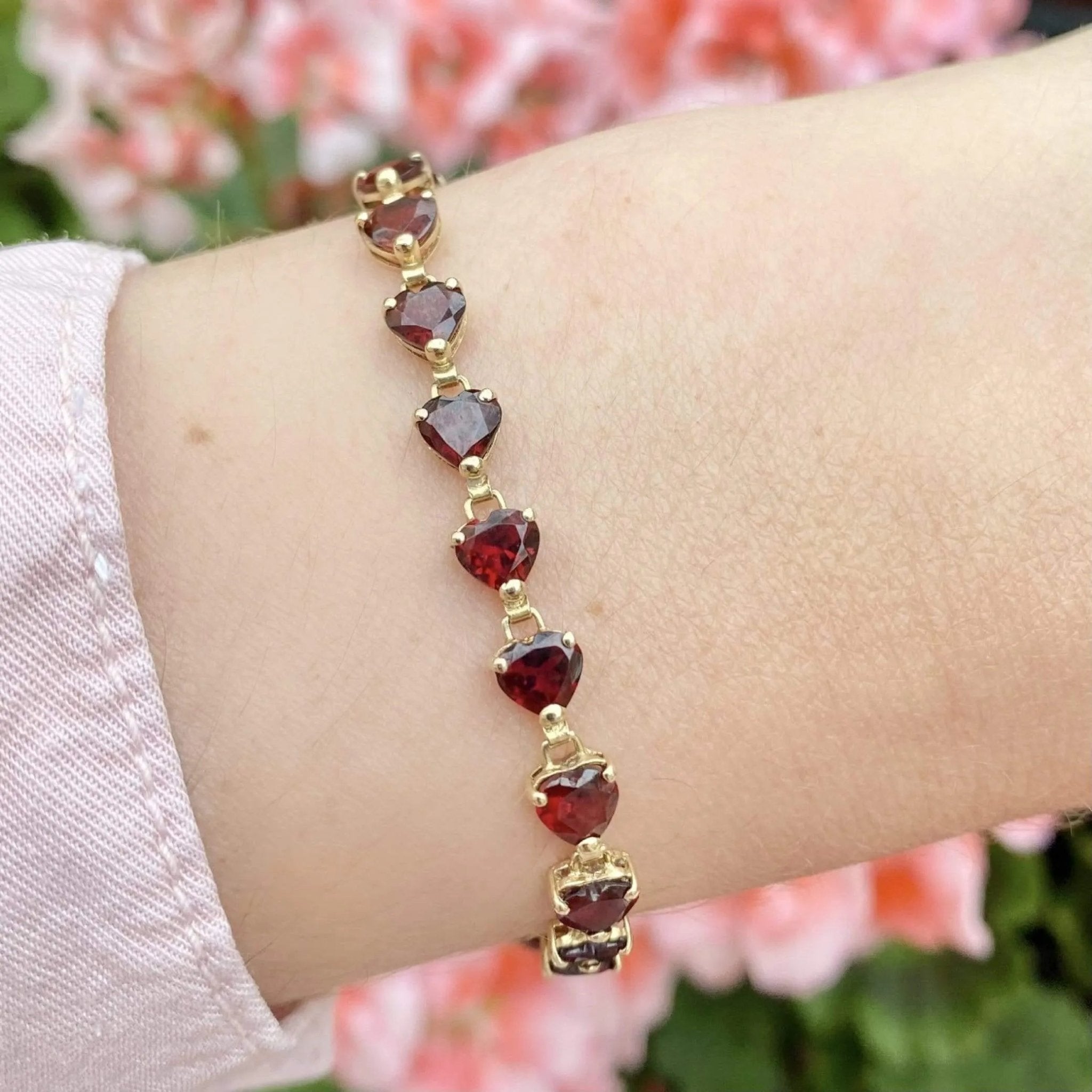 Garnet 9ct Gold Gemstone Heart Bracelet, view 2