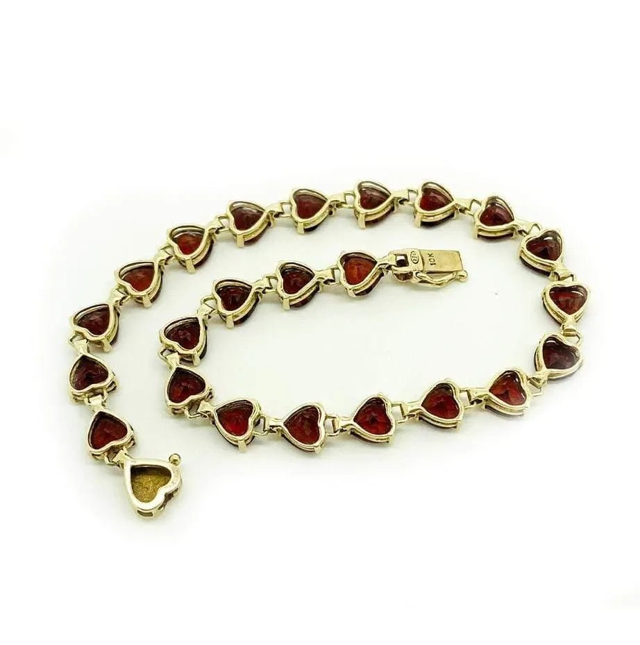 Garnet 9ct Gold Gemstone Heart Bracelet, view 3