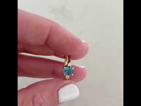 Vintage 1980s Blue Topaz Diamond 9ct Gold Ring