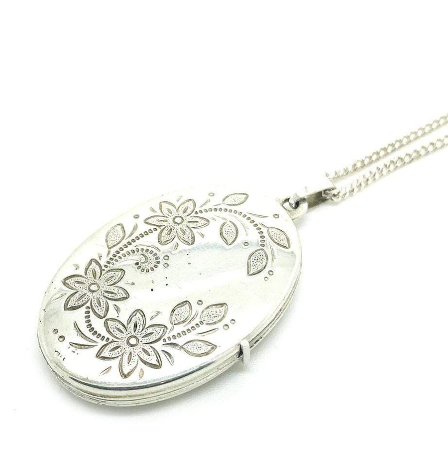 mayvedajewellery Vintage 1970s Silver Flower Locket Necklace
