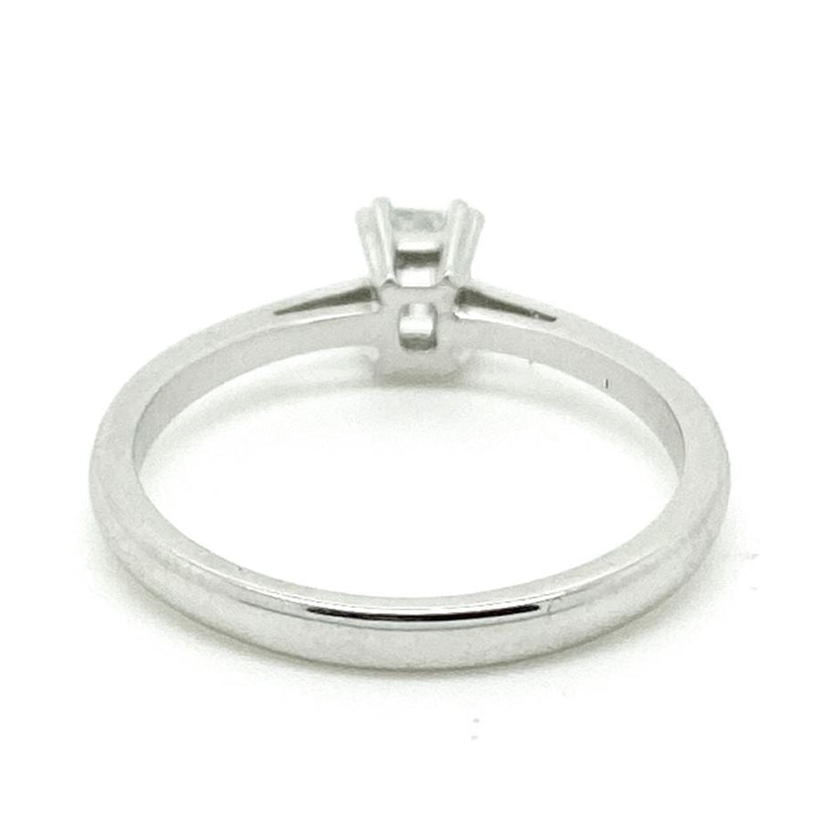 MODERN Ring Modern 0.25ct Emerald Cut Diamond 18ct Gold Ring