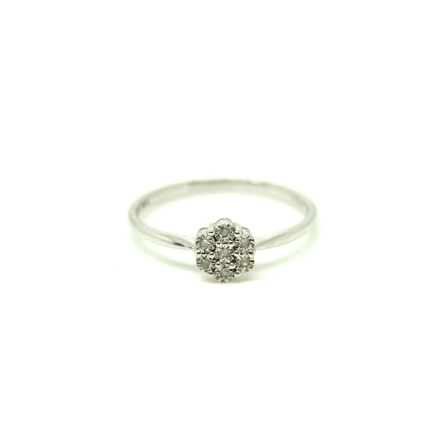 Modern 9ct White Gold Daisy Diamond Ring