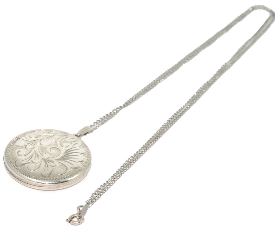 Vintage Round Silver Locket Necklace