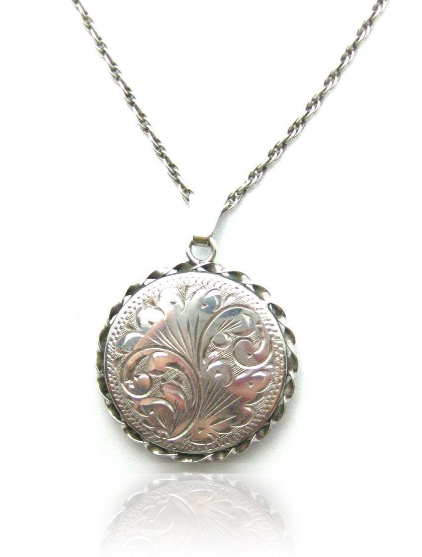 Vintage Sterling Silver Locket Necklace
