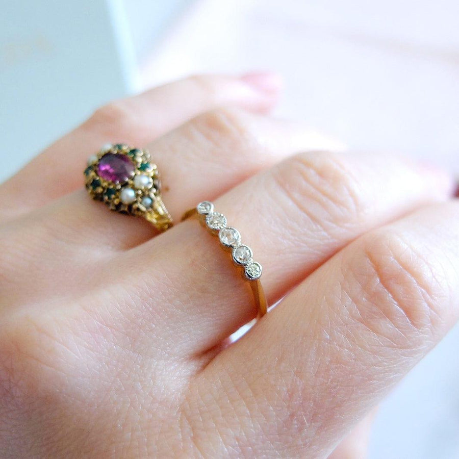 Vintage 1930s 18ct Gold Five Stone Diamond Ring