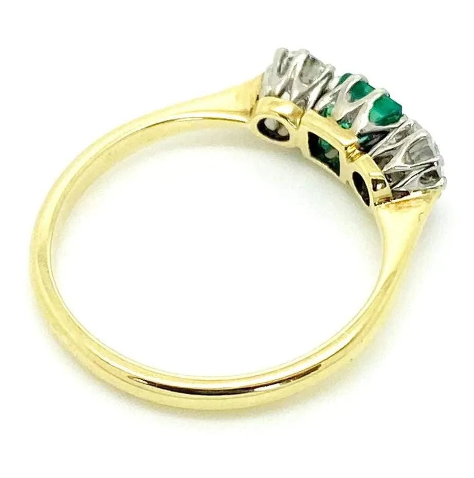 Vintage 1930s Emerald Diamond 18ct Gold Platinum Ring, view 4