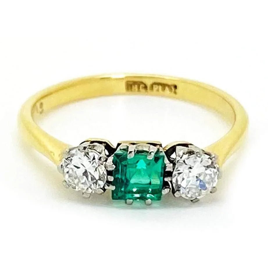 Vintage 1930s Emerald Diamond 18ct Gold Platinum Ring, view 7
