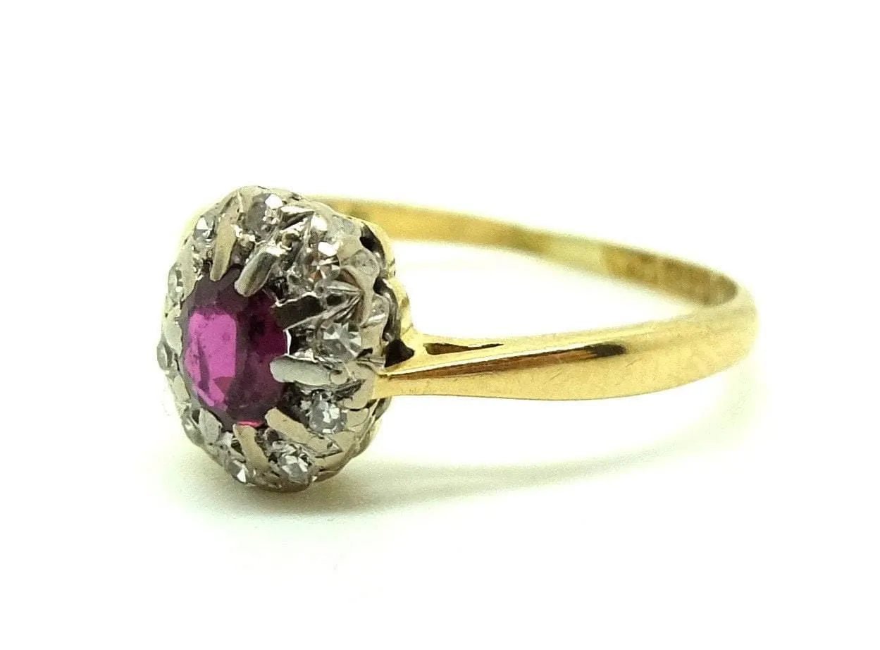 Vintage 1970s Diamond & Garnet Platinum Gold Ring (Size: L), view 3