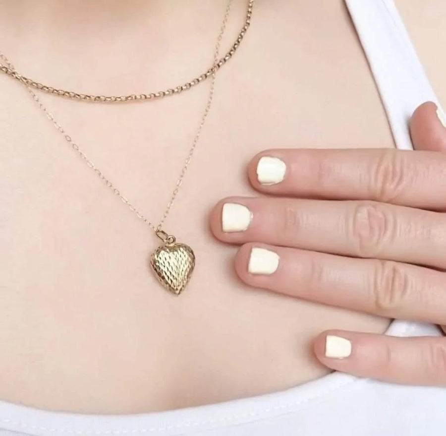 Vintage 1970s Puffed 9ct Gold Heart Necklace