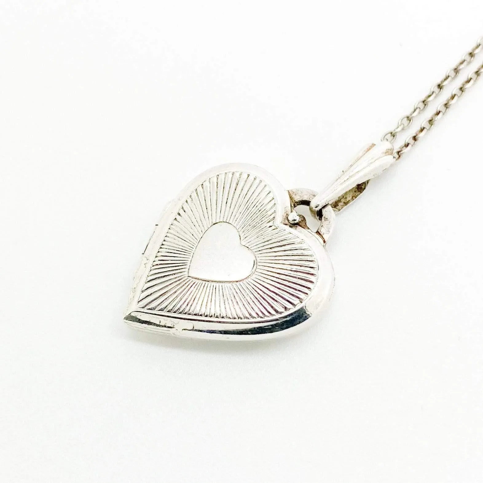 Collar con medallón de corazón de plata vintage de los años 70, view 5