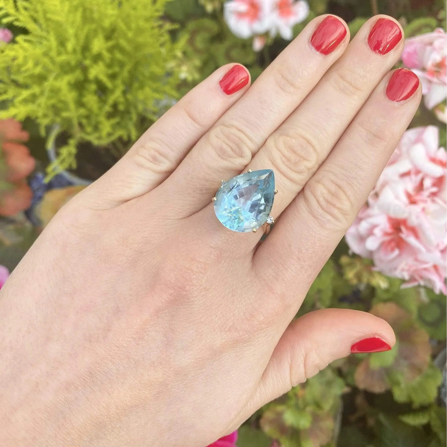 Vintage 1980s Clyde Duneier 14ct Pear Cut Blue Topaz Diamond Ring
