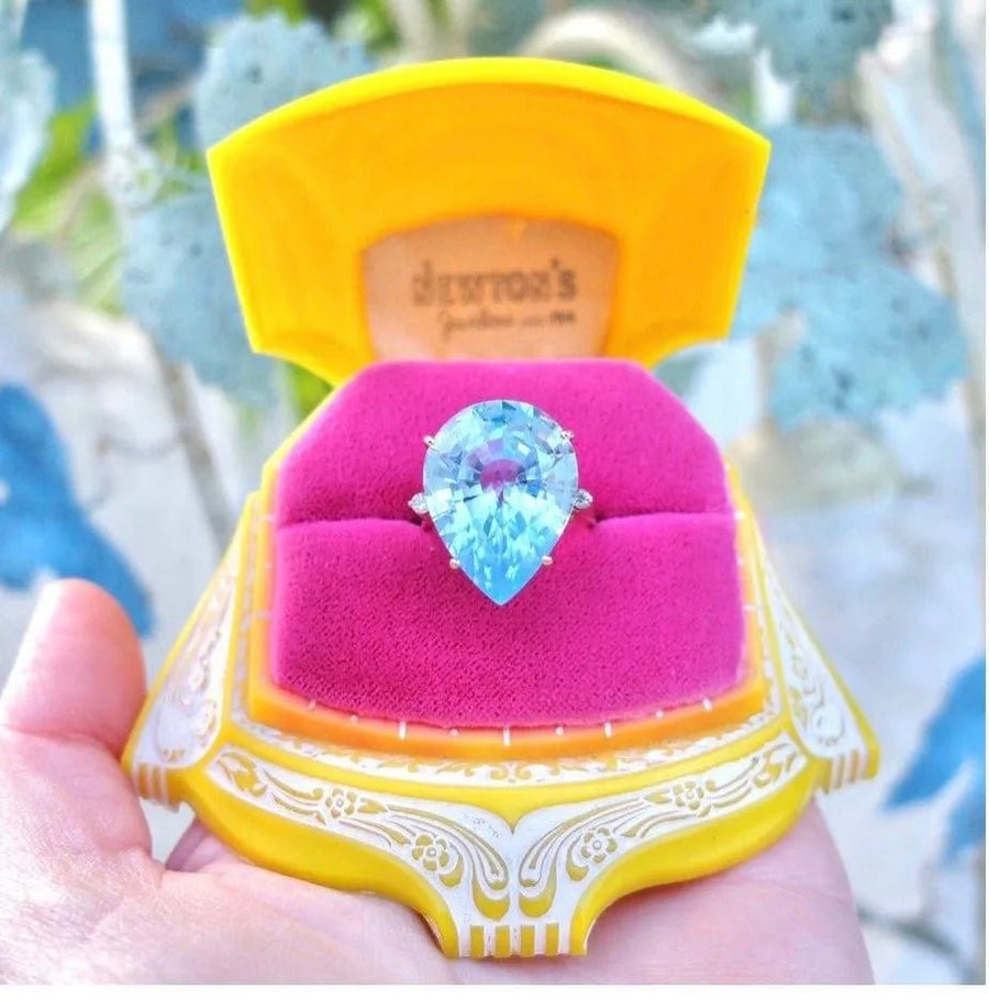 Vintage 1980s Clyde Duneier 14ct Pear Cut Blue Topaz Diamond Ring