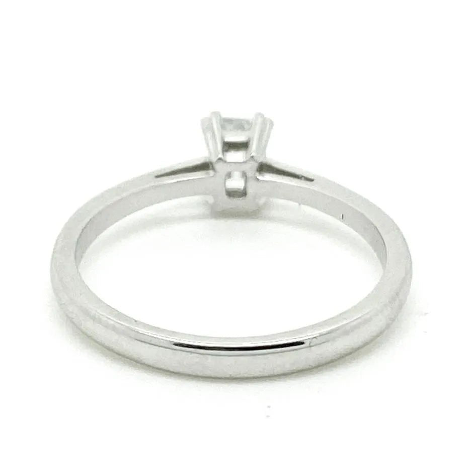 Anillo Vintage 2000 de oro blanco de 18 quilates con diamantes, view 4