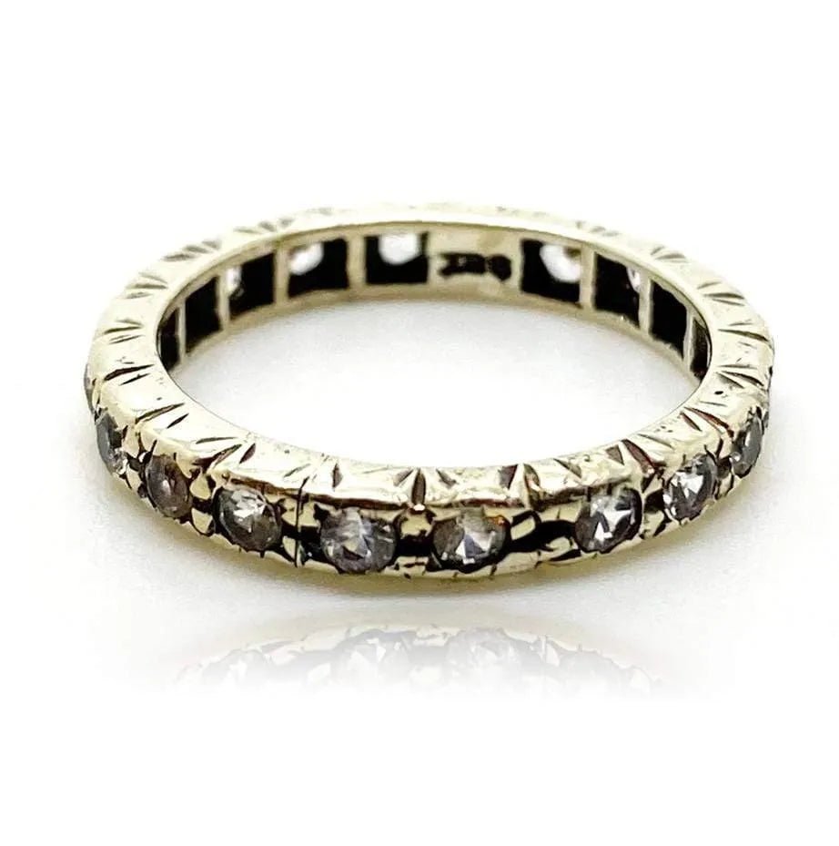 Anillo de banda de eternidad completa de oro de 9 quilates con circonita cúbica vintage, view 4
