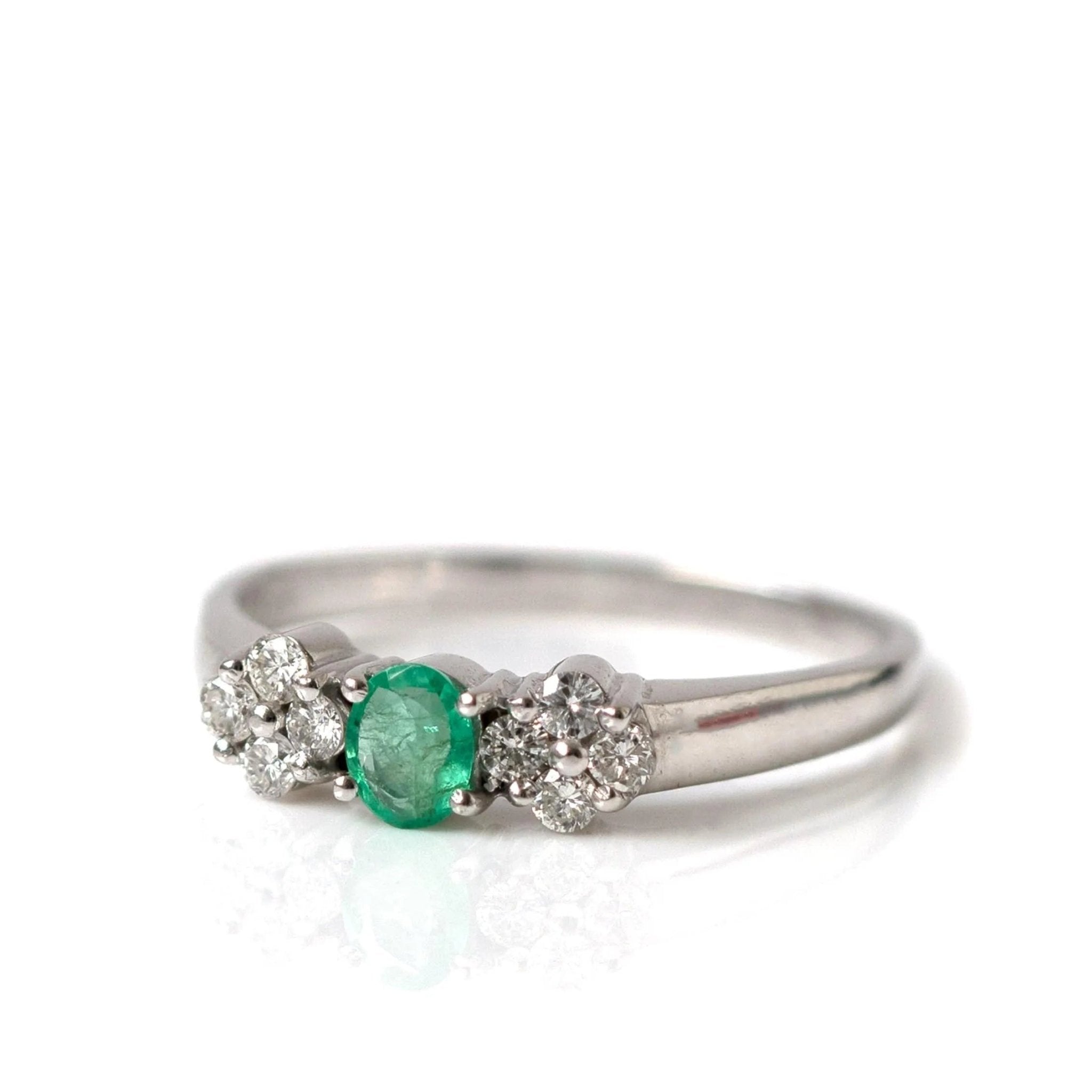 Emerald and Diamond 18K White Gold Vintage Ring